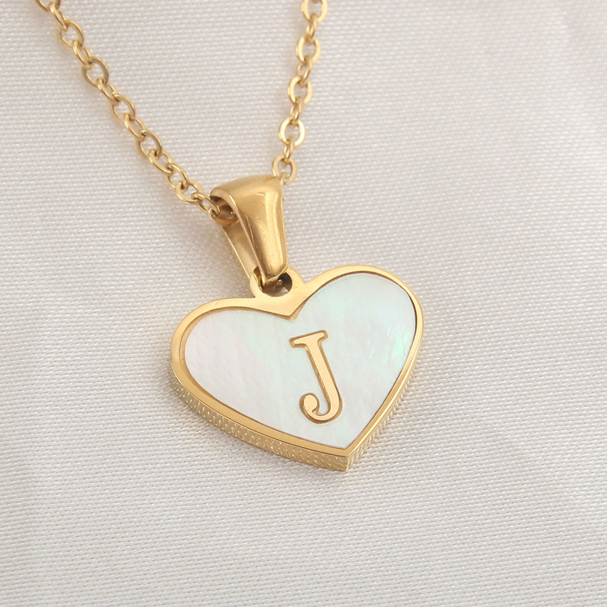 26 Letter love Heart-shaped Necklace