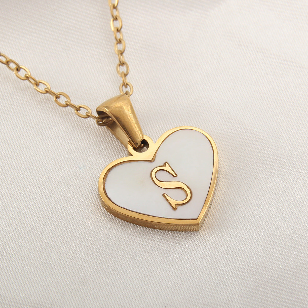 26 Letter love Heart-shaped Necklace