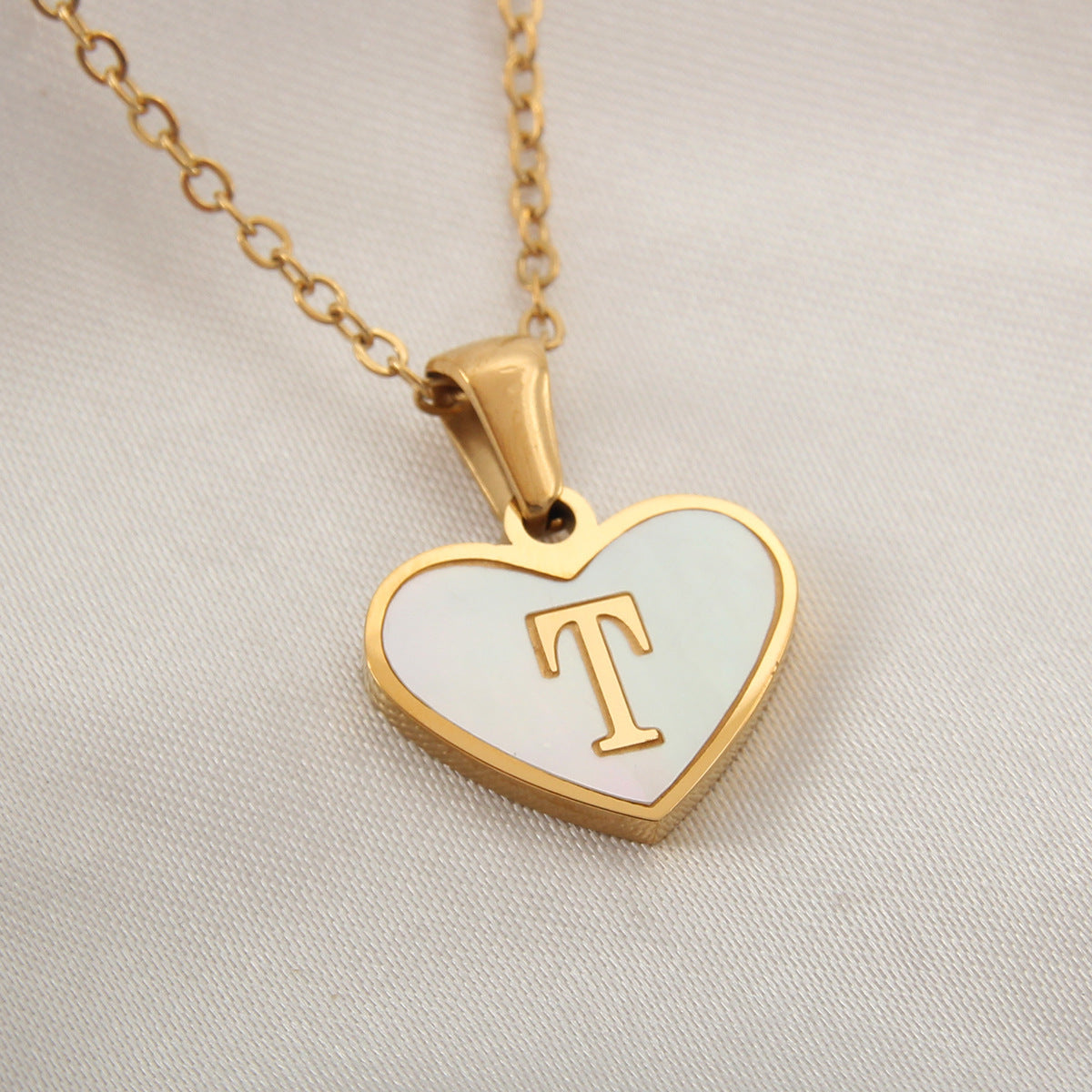 26 Letter love Heart-shaped Necklace