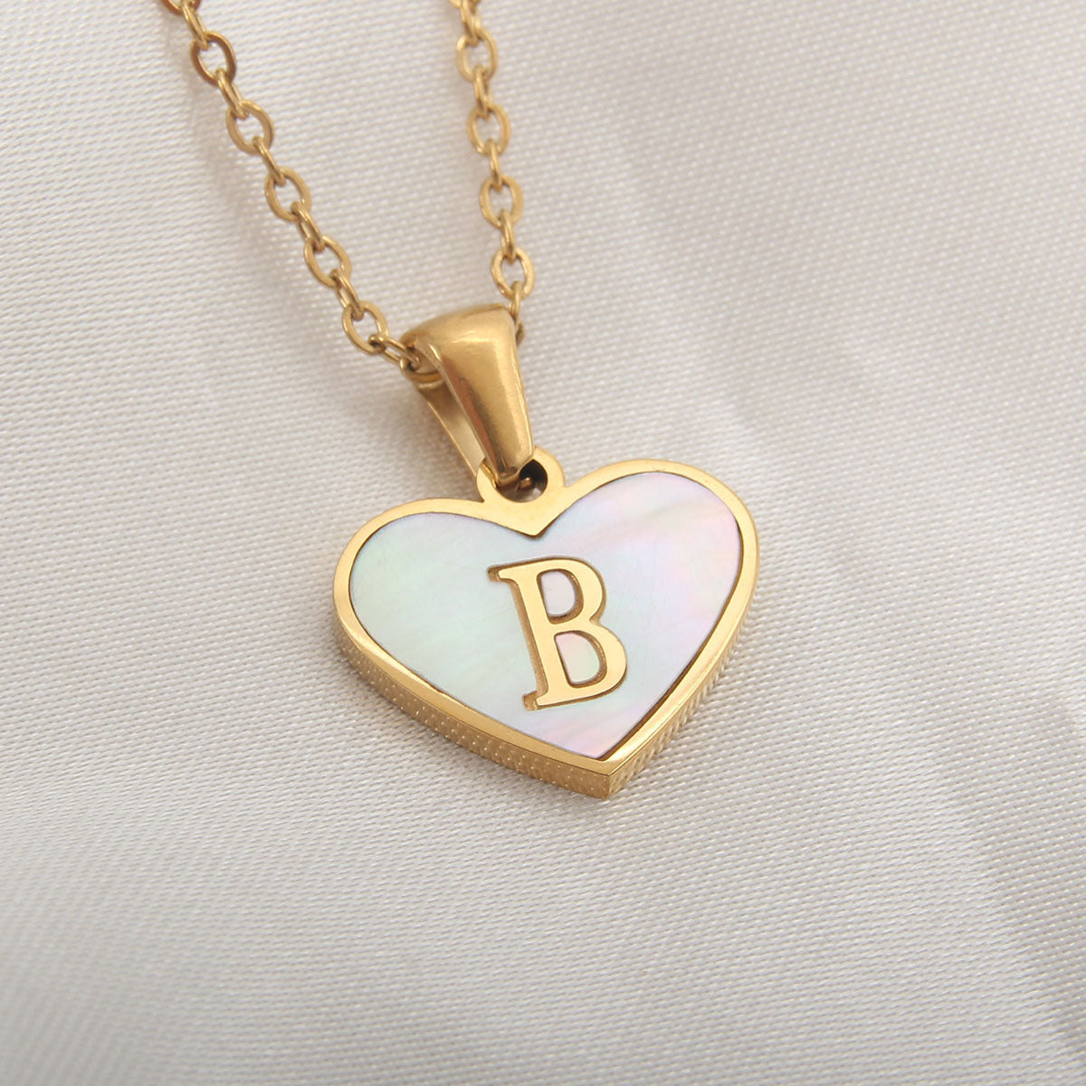 26 Letter love Heart-shaped Necklace